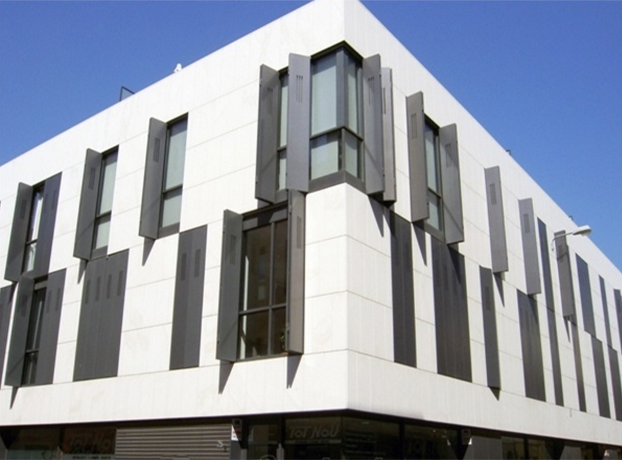 Bianco limestone curtain wall refacing